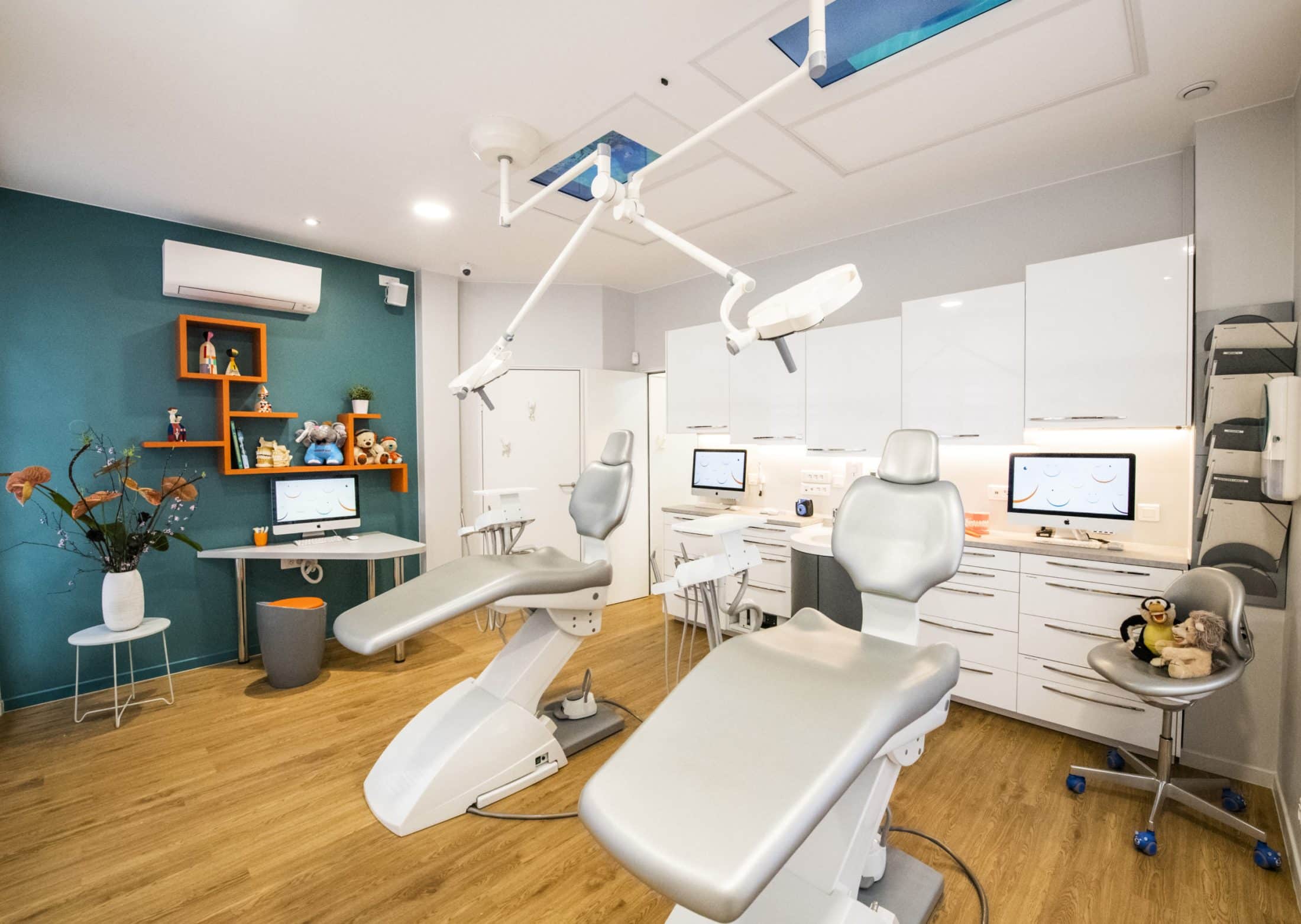 Salle d'opération dupla - Dentist Enfante